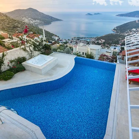 Villa Lucida - Hills - Exclusive With Private Pool And Majestic Sea Views