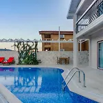 Lucida - Hills - Exclusive With Private Pool And Majestic Sea Views